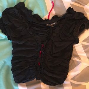 Black scrunched up shirt